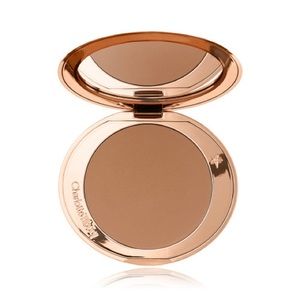 Charlotte Tilbury Airbrush Bronzer Med New